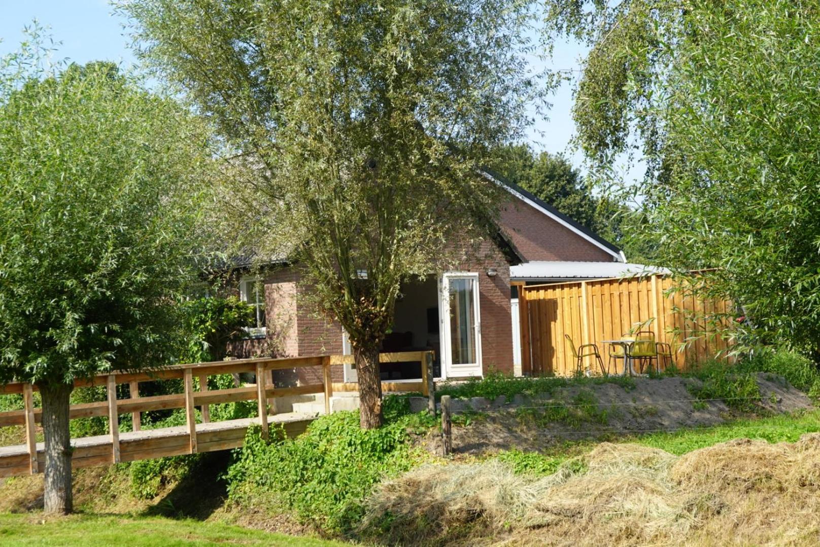 De Knotwilg Villa Loon op Zand Exterior photo